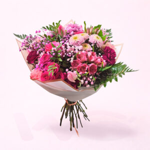 Ramo de flores tonos violetas