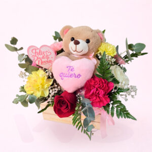 Caja de Flores Te Quiero con Peluche